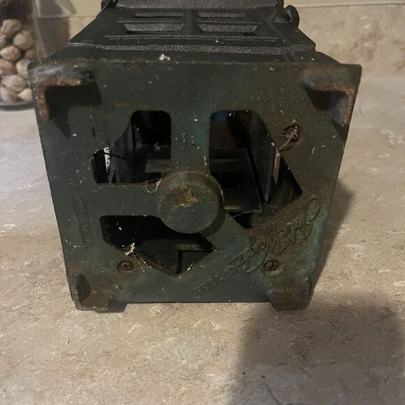 Vintage JOHN WRIGHT 1988 Cast Iron Candle Holder 9 In. Antique Style Lantern - Picture 5 of 9